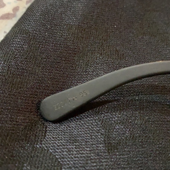 Louis Vuitton z23725n 93l - Picture 9 of 15